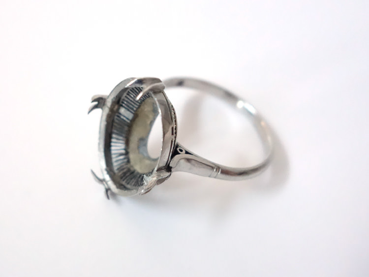 台座だけのプラチナ